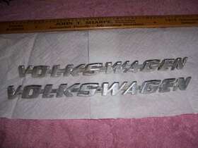 Oem 113 853 687 Vintage Pair Metal Vw Volkswagen Script Logo Emblem Badge Nameplates