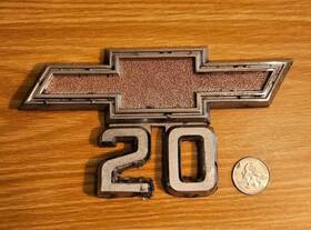 3893752-c-3 Oem Original 1967-72 C20 Chevy Truck Fender Emblem P/n