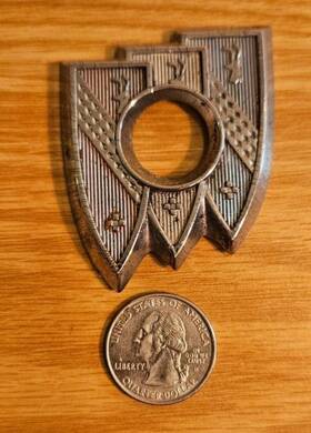 9837997 Oem 1970 Buick Lesabre Trunk Keyhole Surround Emblem Vintage No Pins