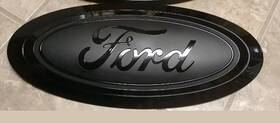 Hc3c-8312b Oem Ford 2017-19 F250 F350 Grill Emblem Gloss/matte Black No Camera