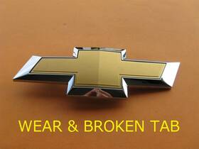 22894269 Oem Genuine Factory Original 13 14 15 16 17 Chevrolet Traverse Front Grille Emblem Logo Badge Sign A40850