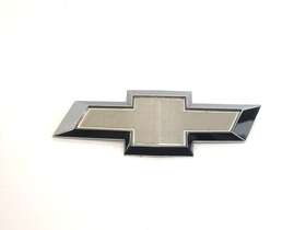 25821411 Oem Genuine Factory Original 3542 2009-2012 Chevy Traverse Rear Tail Gate Trunk Lid Emblem Badge Sign Beige