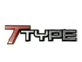 25525630 Oer 1984-86 Buick T-type Fender Or Trunk Lid Emblem Red With Chrome
