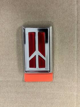 22528021 Oldsmobile Nos Oem Delta 88 Royale Front Fender Rocket Style Emblem 1986 - 1988