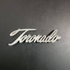 399206 Oldsmobile Original Vintage 1968 1969 Toronado Grill Emblem