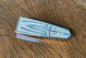 580996 Oldsmobile 1961 Dynamic 88/super 88 Hood Emblem #580996 Oem Part