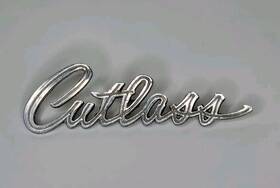 Pt872737 Oldsmobile 872737 Cutlass Chrome Script Emblem Auto Vehicle Metal Badge