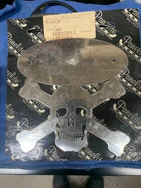 10832013 Panelite A Skull And Crossbones Emblem Accent Part# By