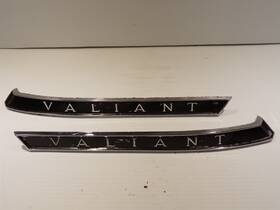 2243295 Plymouth 2243294 1963 Valiant Roof Pillar Emblems Oem