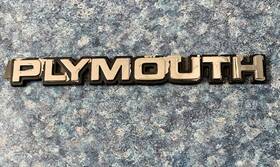 4422172 Plymouth 1980s Nameplate Emblem Chrome Plastic Script Badge #4422172 8.5 Inch Used