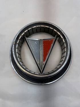 2276938 Plymouth Parts 1963 Valiant Signet Grille Emblem Oem Patina Vintage Original