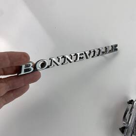 493772 Pontiac Vintage Bonneville Emblem Chrome Badge Oem Classic Car Nameplate