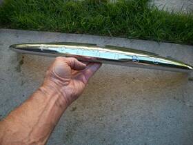 510524 Pontiac 1948 Silver Streak Torpedo Super Nice Rare Grill Trim Emblem Gm #