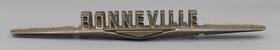 538779 Pontiac 1961 Bonneville Grille Emblem Original Oem Used Both Pins Present