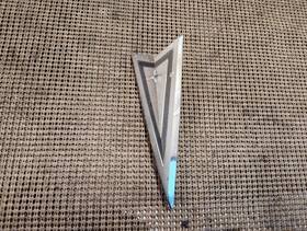 7663791 Pontiac 1967 Catalina Trunk Deck Lid Oem Emblem