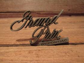 9622475 Pontiac Vintage Grand Prix By Header Metal Emblem