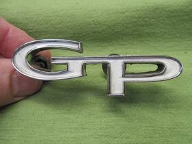 9774488 Pontiac 1964 Grand Prix Inch Gp Grille Emblem - Good Studs With Speed Nuts