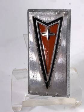 9817863 Pontiac Emblem Part Number