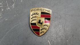 9p1853611 Porsche 2020 911 992 Carrera 4s Hood Badge #4223 B8