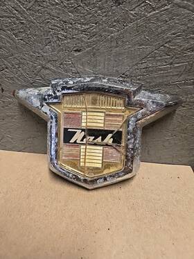 25546 Rambler Oem 55-56 Nash Front Emblem