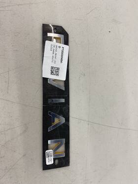 Pt00030464-d Rivian Pt00030464d R1t/r1s 2022-2025 Front Door Nameplate Emblem Inch Oem