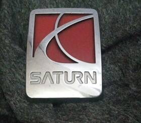 3795-3799 Saturn 2001 - 2004 Vue Emblem Badge 3795 3799 Genuine Oem