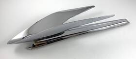 1549656 Studebaker 1960 Lark Hood Ornament #1549656 Chrome Nice Used