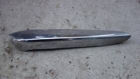 40-639-l.h Studebaker Vintage 1950 Champion Driver Side Hood Nose Chrome Molding Broken End
