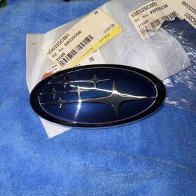 3158b Subaru 2023-24 Forester Emblem Carbon Fiber Blue