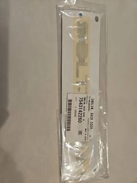7543142260 Subaru Genuine Nameplate Never Opened Free Shipping