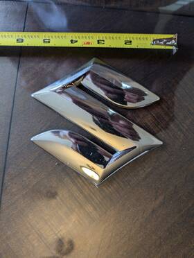 1-65j0 Suzuki 2010-2013 Kizashi Sx4 Front Grill Grille Emblem Badge Factory Oem 3s5