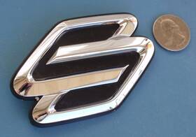 36399860 Suzuki Verona S Emblem Rear Hatch Chrome/blk Oem 4 Door Sedan 00-06 05