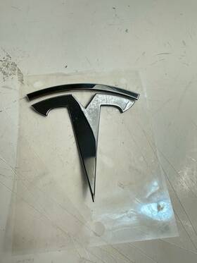 1507320-00-c Tesla Model 3 Rear T Badge Emblem Logo Oem