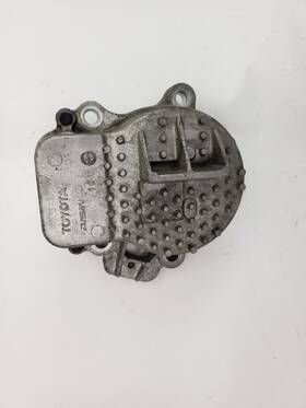 1034e205231 Toyota Prius V 2012 Engine Water Pump C70