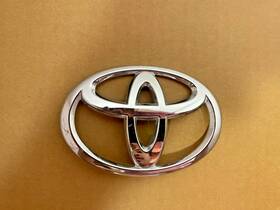 2003-90975 Toyota Oem 2010-2022 Corolla Rear Trunk Logo Badge Emblem