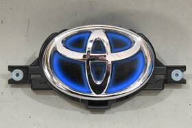 67939-62010 Toyota 16-20 Mirai Trunk Emblem Oem
