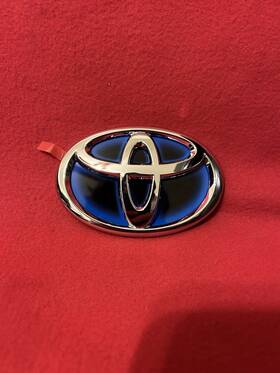 75403-06090 Toyota Oem 2015 - 2017 Camry 2019 2024 Rav4 Trunk Lid Emblem