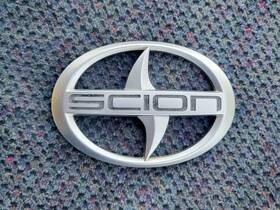 75441-52070 Toyota 75411-52070 2004 Scion Xb Rear Emblem Badge Decal Logo Oem Tc Xa