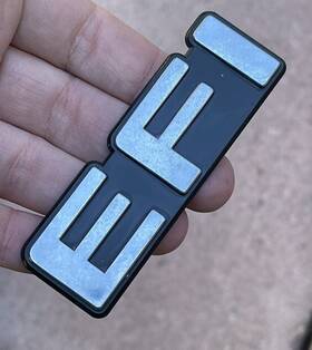 75435-89105 Toyota 1984-1889 4runner Rear Tailgate Efi Badge Emblem Black And Silver