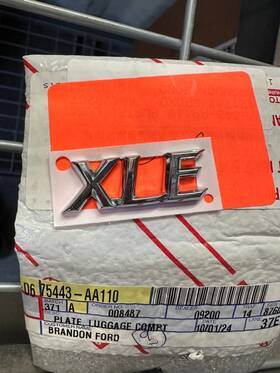 75443aa110 Toyota 02-06 Camry Trunk Emblem Inch Xle Oem New
