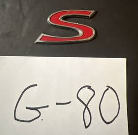 75444-1a800 Toyota 2003 2004 2005 2006 2007 2008 09-13 Corolla Yaris S Red Emblem Trunk Lid
