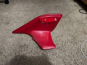 76887-20100 Toyota 2 99-03 Celica Gt Gt-s Rh Trd Rear Trunk Lid Spoiler Wing Mount