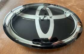 90975-02159 Toyota 90975-a2014 2018-2022 Tacoma Oem Grille Emblem Ornament Radar