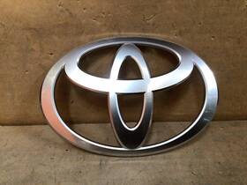 90975-a2022 Toyota 2024 2025 Tacoma Front Grille Emblem Oem #c6