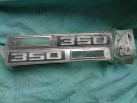 4607 Trim Parts 1969 Chevy Chevelle Frt Marker Light Bezel Inch 350 Emblem Pair Gm