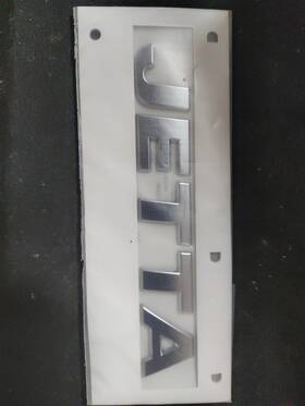 17a-853-687-2zz Volkswagen 2010-2021 Jetta Hatch Emblem New Oem