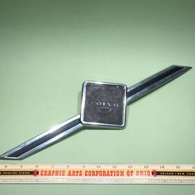 1247274 Volvo 1986-1993 240 Front Grille Emblem Logo 244 245 Grill Cross Bar