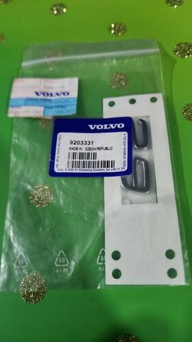9203331 Volvo 2.9 S80 99 05 Trunk Emblem