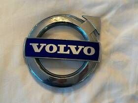 31214623 Volvo S60 Grill Emblem