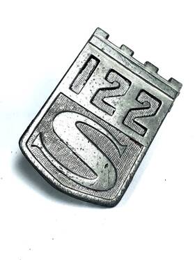670677 Volvo 122 Aluminum Side Emblem Badge Logo Scarce 330